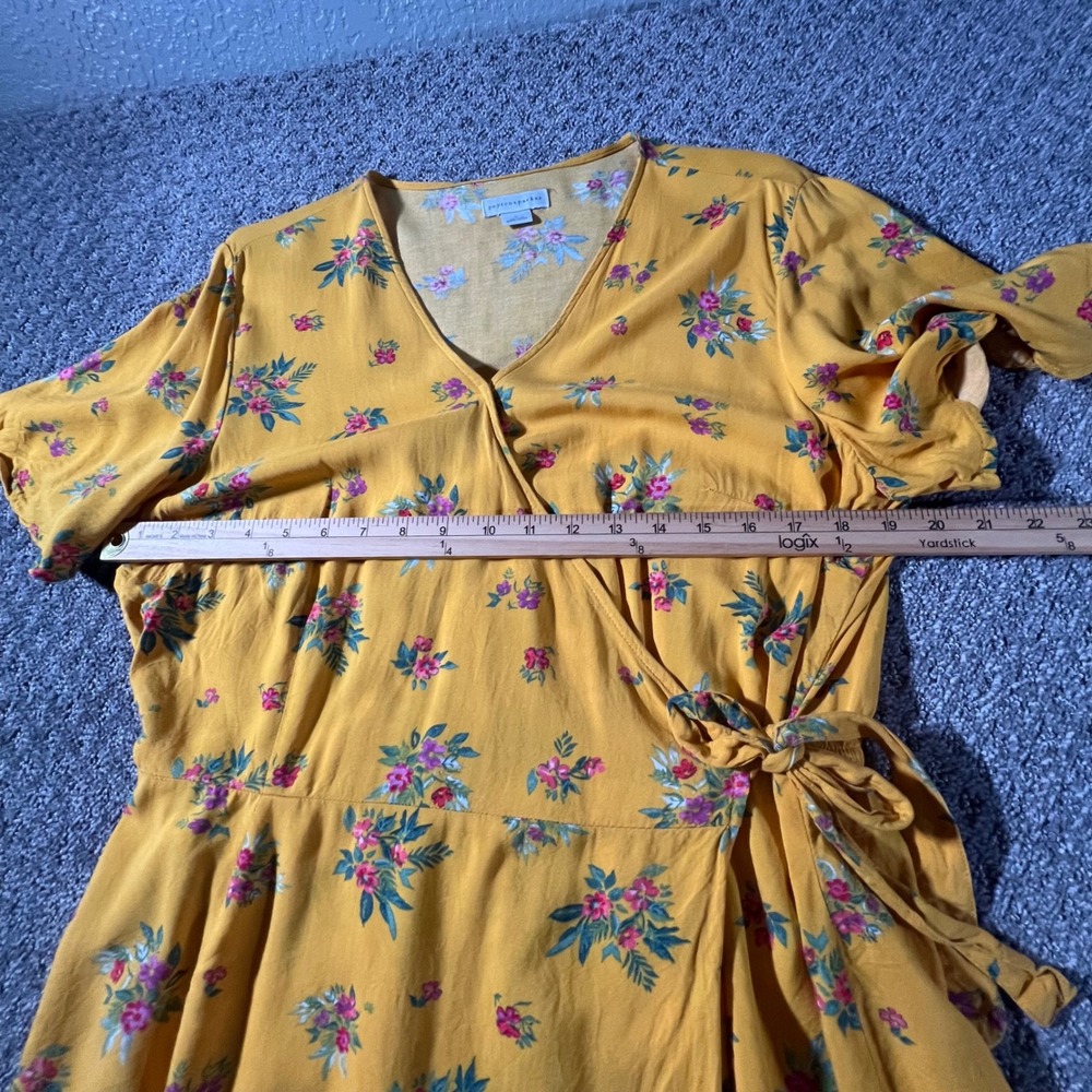 Peyton & Parker Wrap Dress Women L Yellow Floral Flutter Sleeve V-Neck Rayon - Picture 7 of 9